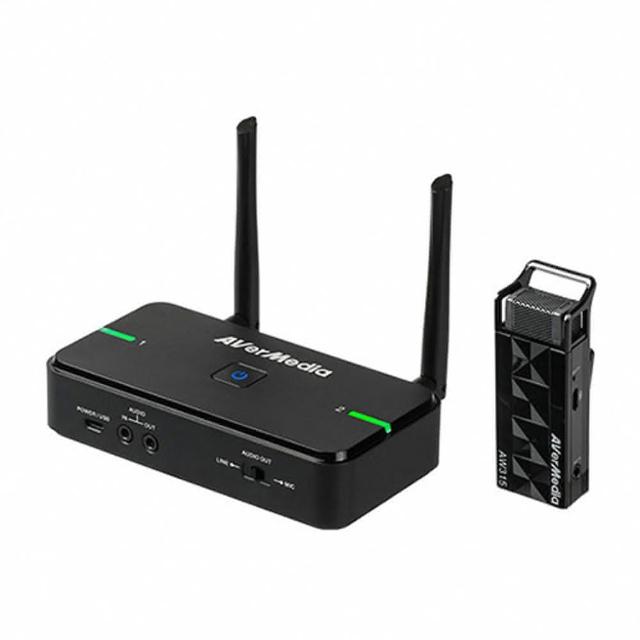 圓剛 AW315 無線領夾式電容麥克風,專為戶外錄音設計,輕巧黑色外型,重量僅740公克,尺寸長23x寬21x高11.2cm。臺灣原產,配備豐富配件(詳見內文),NCC認證碼CCAI19LP0970T7,享有1年保固。適合直播、採訪等戶外使用,提供清晰無線音訊傳輸,電容式靈敏度高,輕鬆捕捉高品質聲音。 AverMedia圓剛 AW315