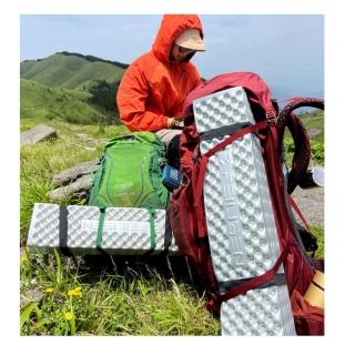 【May Shop】戶外IXPE蛋槽折疊防潮墊午睡墊帳篷地墊鋁膜加厚蛋巢野餐墊(輕量舒適)