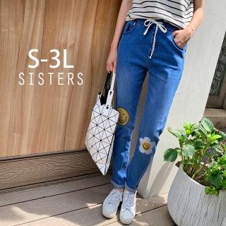 【SISTERS】現貨 笑臉貼布鬆緊腰彈力牛仔褲/S-3L(顯瘦/丹寧/褲子/寬褲/長褲/加大/九分褲)