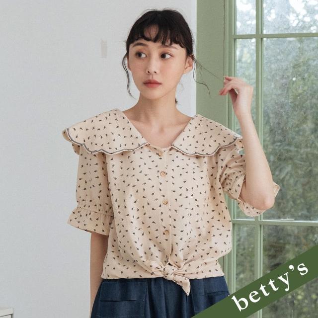 【betty’s 貝蒂思】小葉子印花雲朵邊翻領短袖襯衫(卡其)