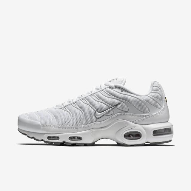 【NIKE 耐吉】Air Max Plus 男 休閒鞋 運動 慢跑 氣墊 緩震 反光 透氣 舒適 白(604133-139)