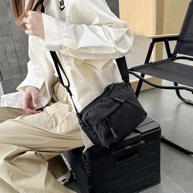 【LEESA】尼龍包\側背包\小背包\機能包\隨身包\工裝包\中性包包\韓國包\休閒單肩包\大容量