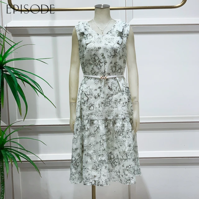 EPISODE 百搭率性配色領羊皮背心（咖）E44903優惠