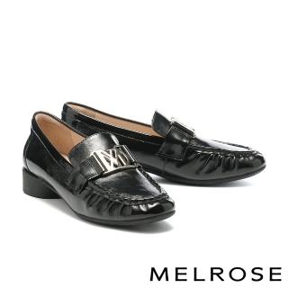 【MELROSE】美樂斯 俐落飾釦造型牛漆皮樂福低跟鞋(黑)