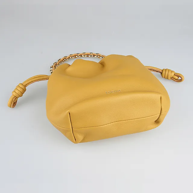 【LOEWE 羅威】LOEWE Flamenco Purse燙金LOGO小羊皮鏈帶手提肩背斜背束口包(迷你/沙漠棕)