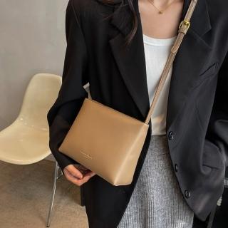【LEESA】牛皮包包\腋下包\真皮包包\斜揹包\韓國包包\正韓包包\女生手拿包\手包\皮革包包\皮革