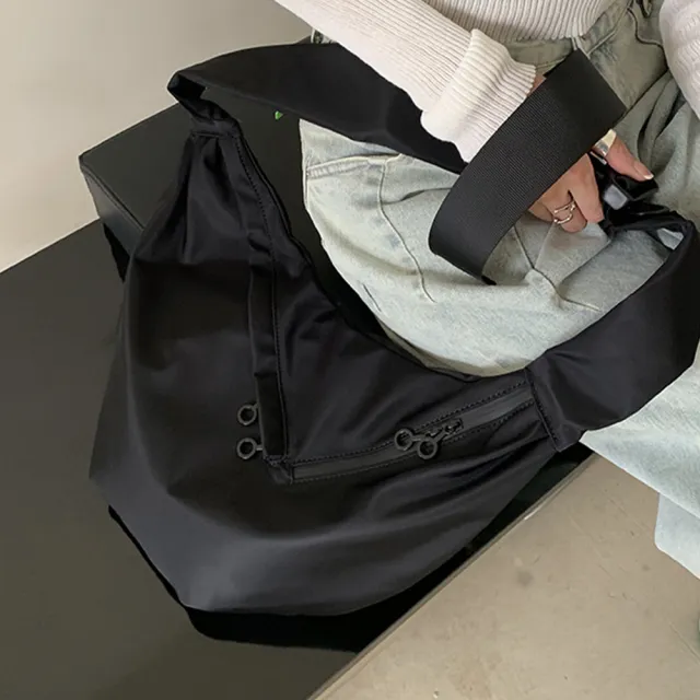 【MoonDy】雙11 包包 女包 包包女 尼龍包包 A4包 書包 餃子包 女生側背包 水餃包 半月包 斜背包 