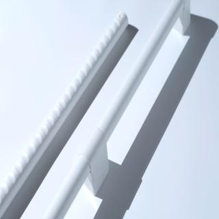 【亦欣 Yersh】浴室用抗菌扶手組-100公分 附連接中架(TPO親膚性觸感極佳ABS支架抗菌耐熱耐酒精耐酸鹼物質)