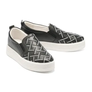 【BYHUE】率性舒適撞色電繡造型牛皮軟芯厚底休閒鞋(黑)