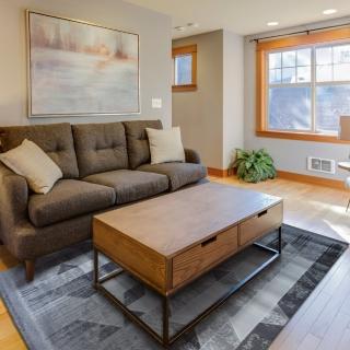 【SDL Home 山德力】經典藝術簡約風地毯 - 160X230CM 玲賞(氣派 經典 客廳 起居室 書房 生活美學)