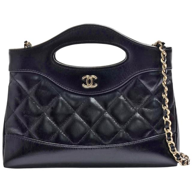 【CHANEL 香奈兒】經典雙C LOGO菱格紋油蠟牛皮手提/斜背包(黑色AP3656C-BLK-GP)