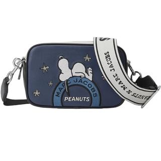 【MARC JACOBS 馬克賈伯】MARC JACOBS X PEANUTS聯名限定款藍色皮革單拉鍊斜背相機包