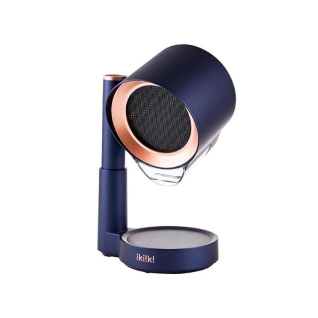 【ikiiki伊崎 IK-RH8701】桌上型除油煙機,專為電火鍋、料理鍋、蒸煮鍋設計,藍色系ABS內部材質輕巧耐用。額定電壓100~240V、頻率50-60Hz、總功率僅10W,高效抽除油煙,保持廚房清新。尺寸約W203xD160xH230mm、淨重1.3kg,含介面卡,一年保固,BSMI認證R31904。中國製造,完美搭配火鍋生活,提升烹飪體驗! Ikiiki伊崎 IK-RH8701