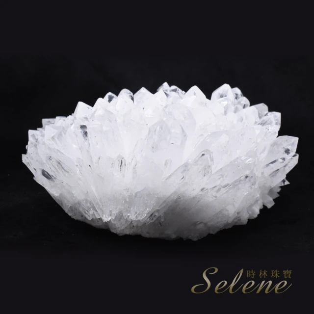 Selene 白水晶簇擺件(600-700g)