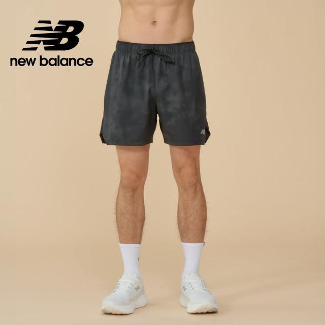 【NEW BALANCE】NB 吸濕排汗反光跑褲短褲_MS43279BM_男性_灰黑色(美版 版型偏大)