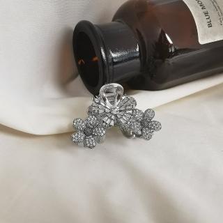 【MOON MOON ACC.】｜鯊魚夾｜飛翔 ‧ 鋯石小花 抓夾瀏海夾盤髮夾 單只販售(氣質優雅)