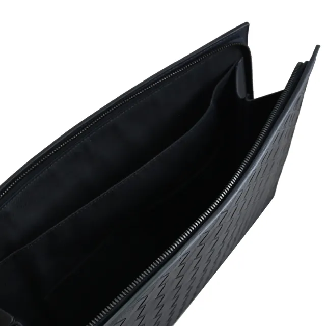 【BOTTEGA VENETA 寶緹嘉】簡約經典手工編織小牛皮大款手拿包商商務包萬用包(藍黑)