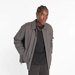 【NEW BALANCE】 NB 舖棉外套 保暖教練外套 夾克 襯衫外套 運動休閒 男款 灰色(MJ43504ACK-F)