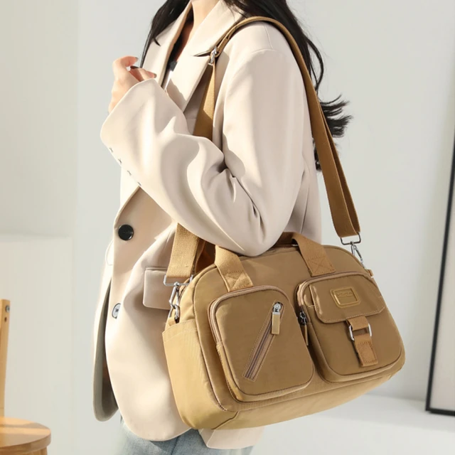 尼龍包女斜背包