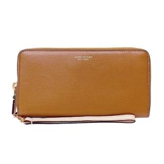 【MARC JACOBS 馬克賈伯】專櫃款焦糖奶茶MJ logo手拿式長夾(S161L03FA22-225)