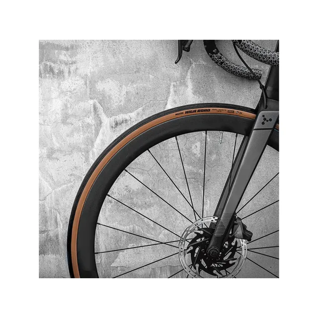 【MAXXIS 瑪吉斯】High Road 全能競賽胎 膚邊胎 700x25C/28C(B5MX-HRD-BR2XCN)