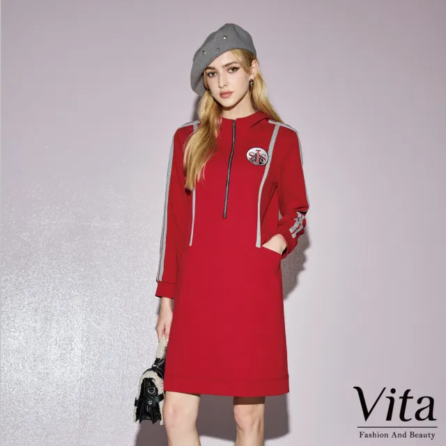 【MYSHEROS 蜜雪兒】VITA 棉質連身洋裝 連帽拉鍊設計 字母刺繡亮絲徽章(紅)