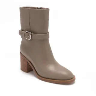 【Pineapple Outfitter】BECHOR 素面皮帶釦飾中跟短靴(卡其色)