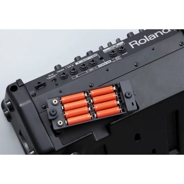 【ROLAND 樂蘭】Roland CUBE Street EX 音箱(街頭藝人多用途行動式專業音箱 可電池供電)