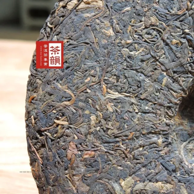 【茶韻】普洱茶2006年中茶八中紅印8001青餅400g 生茶茶葉禮盒(附茶樣10g.專用收藏盒各1)