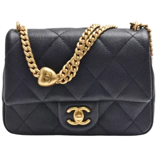 【CHANEL 香奈兒】經典菱格紋粒紋牛皮愛心可調節鍊帶斜背包(黑色AS3829C-BLK-GPN)