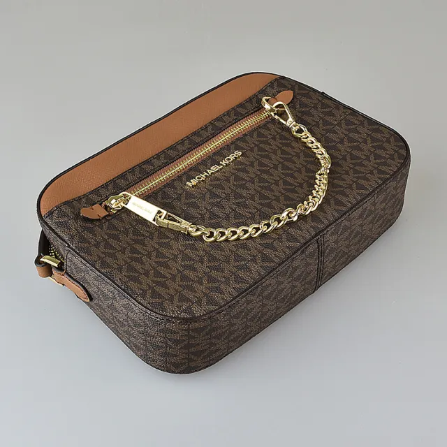 【Michael Kors】MK MICHAEL KORS JET SET EW金字LOGO拉鍊鍊帶造型設計PVC斜背相機包(大/橡子棕x棕)