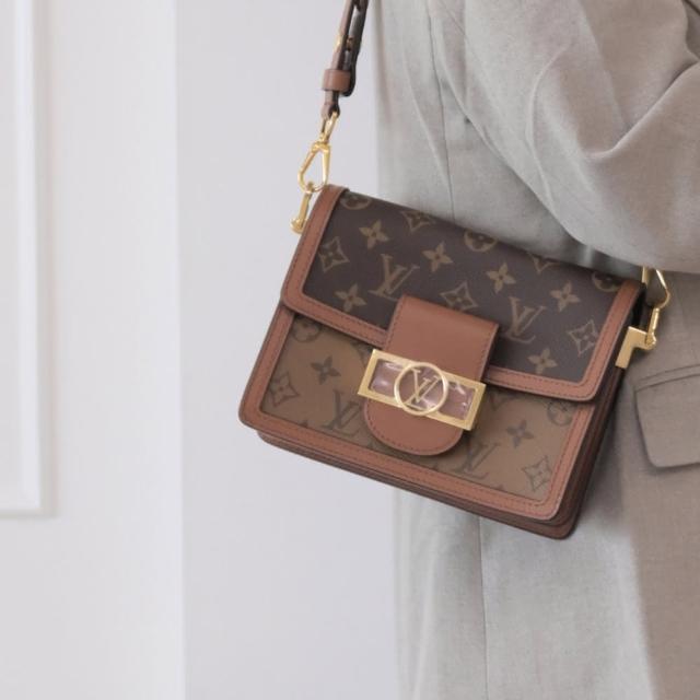 LV LOUIS VUITTON路易威登 M45959 MINI DAUPHINE 系列帆 Reverse 皮革飾邊帆布肩 / 斜背包