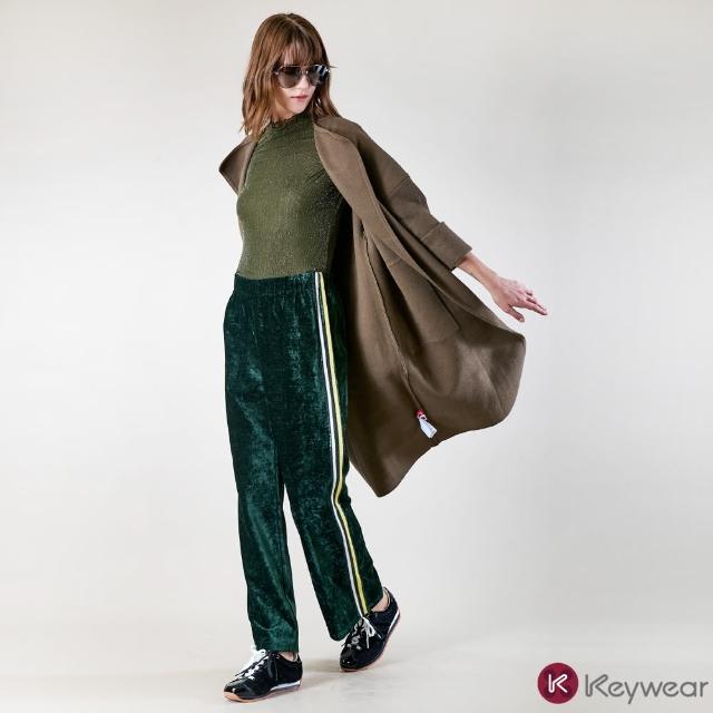 【KeyWear 奇威名品】線條寬鬆運動褲