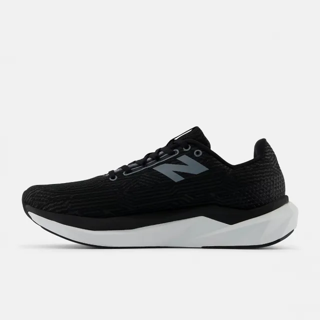 【NEW BALANCE】FuelCell Propel V5 運動鞋 慢跑鞋 男鞋 黑 2E楦 寬楦 NB(MFCPRLB5)