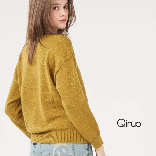 【Qiruo 奇若名品】專櫃芥末色小羊毛上衣 精品時尚保暖造型花朵珍珠點綴