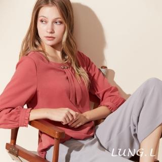 【LUNG.L 林佳樺】LR30A珊瑚紅造型前領巾長袖女裝上衣(秋冬新品 加大尺碼)