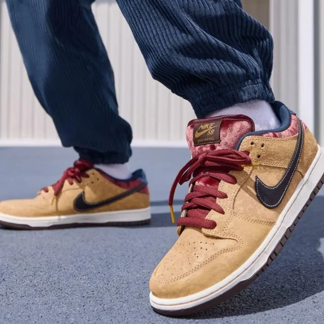 NIKE 耐吉 運動鞋 休閒鞋 滑板鞋 男 女 SB DUNK LOW PRO City of Cinema 斑駁棕 電影之城(FZ1278200)