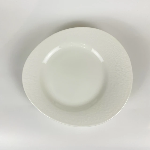 NARUMI 鳴海骨瓷 Oval Plate主廚系列骨瓷蛋型28cm主餐盤