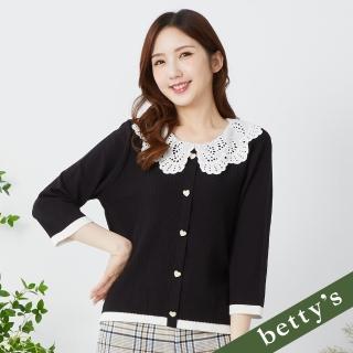 【betty’s 貝蒂思】蕾絲翻領愛心鈕釦撞色針織上衣(黑色)