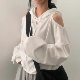 【D.studio】韓版設計感露肩連帽寬鬆長袖上衣(大學T 女裝 衣服 長袖t恤 連帽上衣 冬天女裝 秋冬女裝 W569)