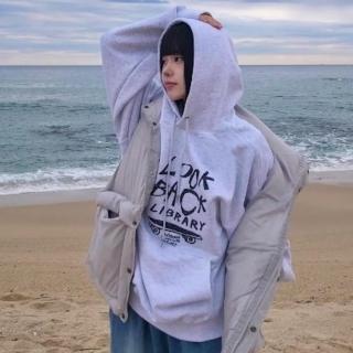 【AMERO】男裝 女裝 長袖連帽Ｔ恤(男裝 女裝 長袖連帽Ｔ恤 牛奶絨 寬鬆版型 落肩 情侶裝)