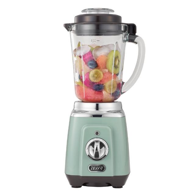 日本 Toffy Classic K-BD5 玻璃果汁機,600ml 玻璃容器不含雙酚A,安全健康。304 不鏽鋼刀頭強力打果汁、製作冰沙,200W 功率適閤家用。尺寸 W155xD144xH355mm,輕巧易收納,含一年保固。配件齊全,包括主機、玻璃杯、杯蓋等。中國製造,110V/60Hz 適用臺灣。快速榨汁,享受新鮮果汁生活! Toffy K-BD5