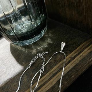【MOON MOON ACC.】｜純銀項鍊 925｜溫潤 ‧ 水滴 頸鍊鎖骨鏈 單只販售(氣質優雅)