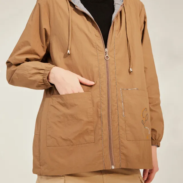 YASA 輕機能柔棉防風外套