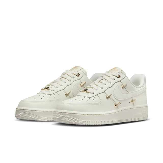 NIKE 耐吉 休閒鞋 女鞋 運動鞋 AF1 WMNS AIR FORCE 1 07 LX 白 FV3654-111