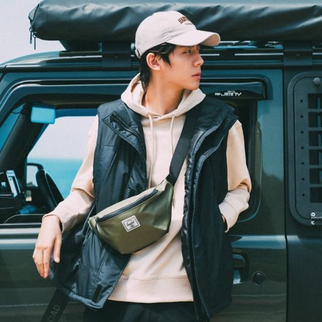 【Herschel】官方直營 背心 男 女 中性 鋪棉背心 黑(80015-00001)