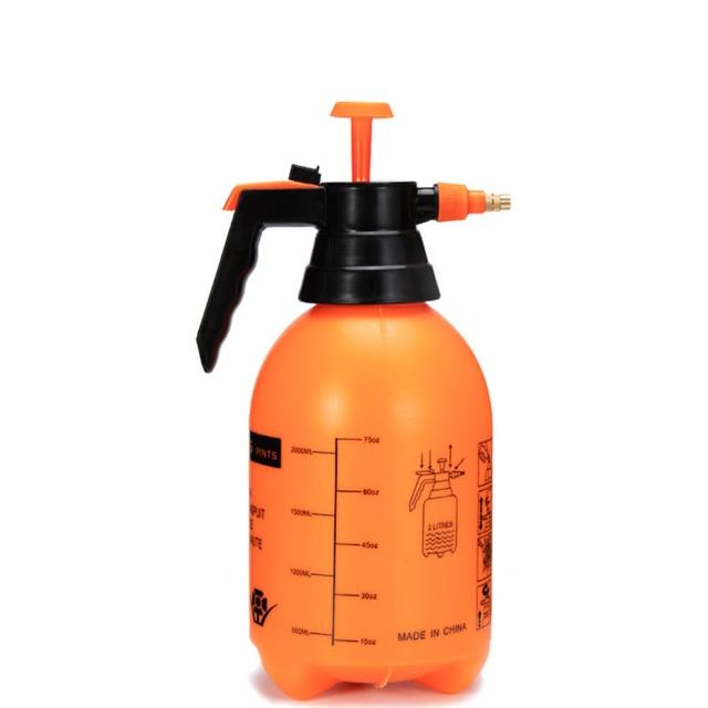 氣壓噴霧壺-橘色2L噴壺(噴水壺 灑水壺 高壓噴壺 加壓噴壺 氣壓式噴水壺 澆花 洗車 噴霧瓶)