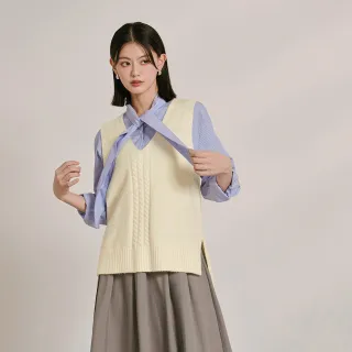 【OB 嚴選】V領針織麻花混花紗背心 《FA2508》