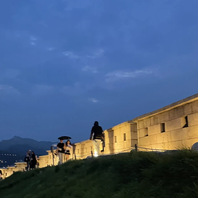 喜鴻假期 【四人成行．親子首爾包車５日】樂天世界、樂天水族館