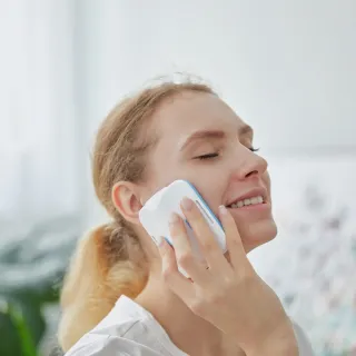 【台隆手創館】Aurai歐萊依 SHIELD酷熱貼智慧冷熱舒緩儀